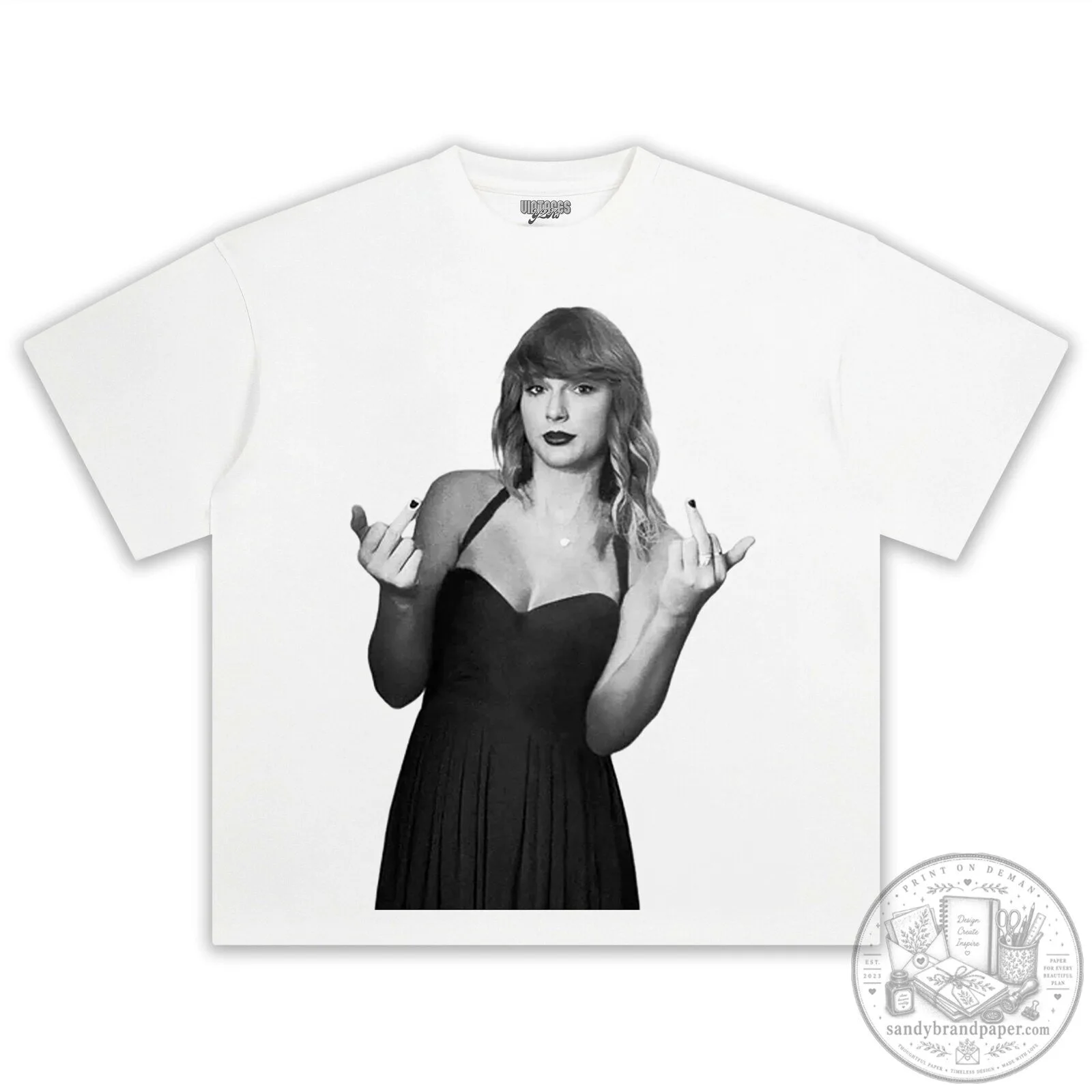 Taylor Swift Flipping Off Funny Black and White Graphic T-Shirt 10 Taylor Swift Flipping Off Funny Black and White Graphic T-Shirt