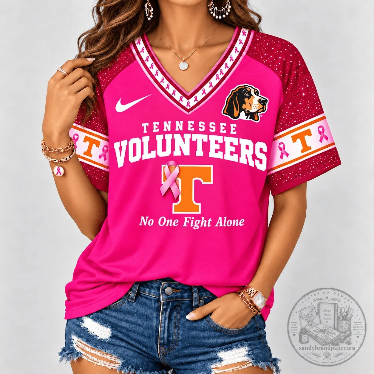 Tennessee Volunteers No One Fights Alone Breast Cancer Awareness T-Shirt 1 Tennessee Volunteers No One Fights Alone Breast Cancer Awareness T-Shirt