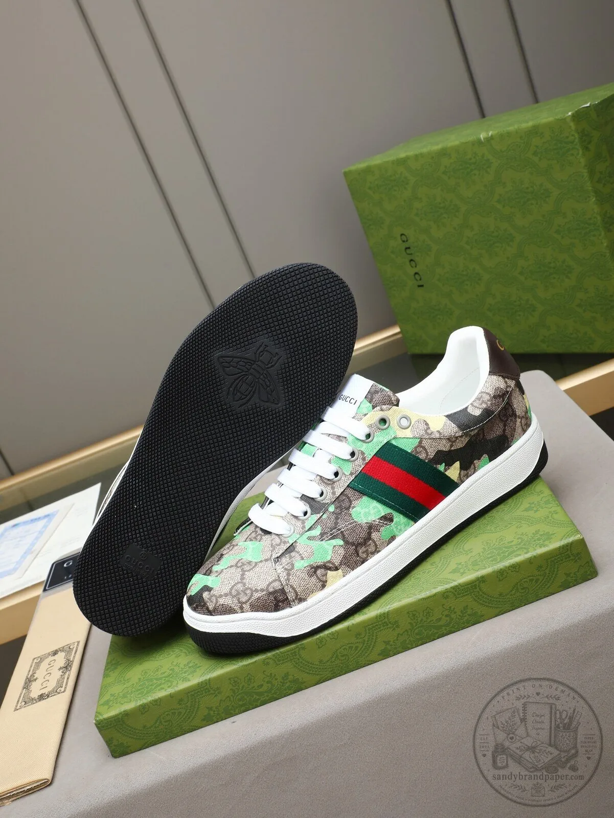 Gucci Camouflage Pattern Low Top Sneakers for Men and Women 6 Gucci Camouflage Pattern Low Top Sneakers for Men and Women