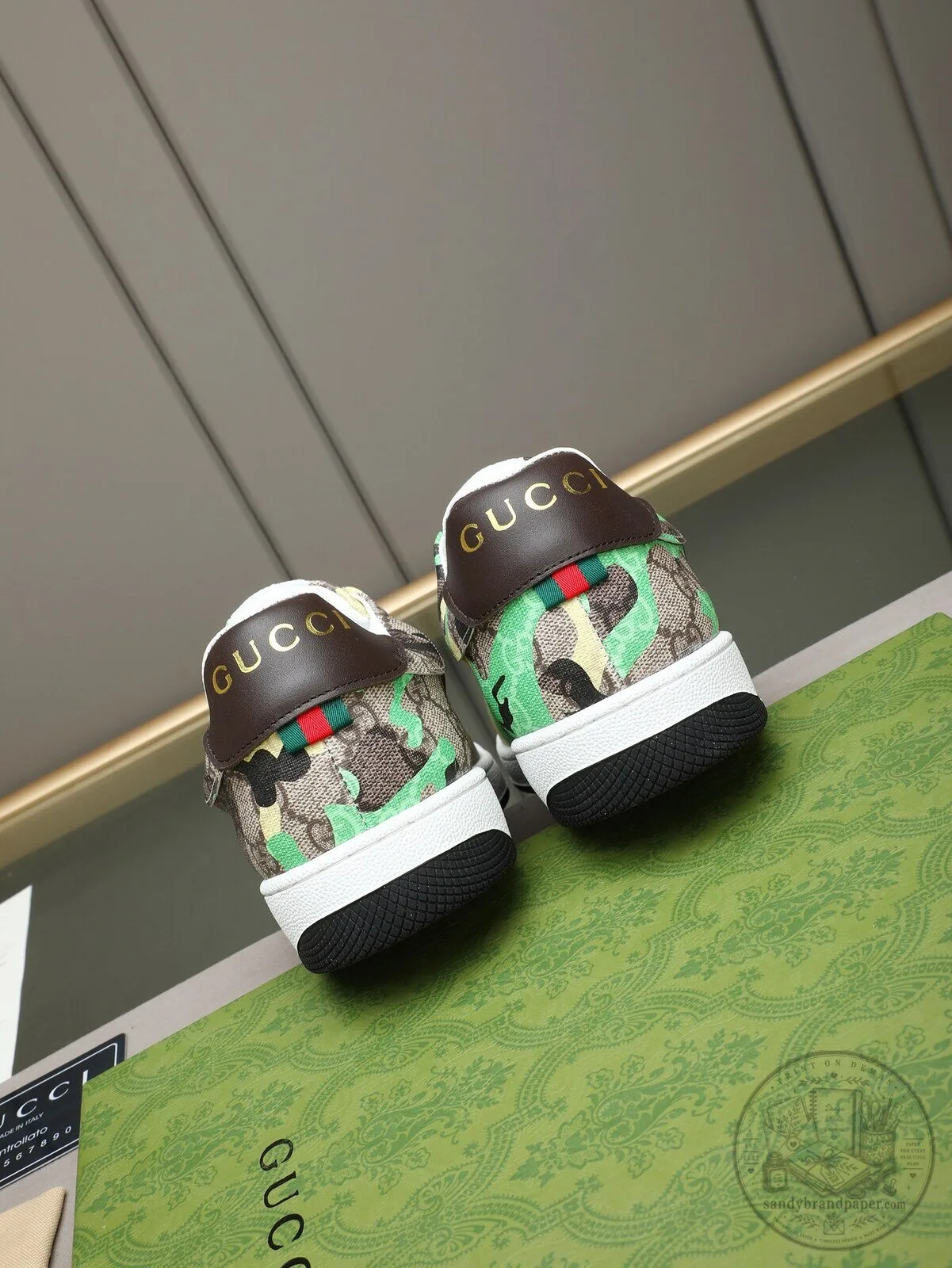 Gucci Camouflage Pattern Low Top Sneakers for Men and Women 7 Gucci Camouflage Pattern Low Top Sneakers for Men and Women